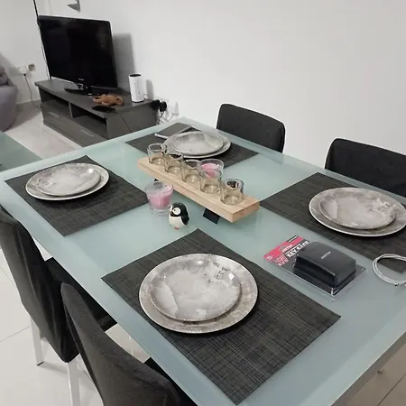 St Julian's 2 Bedroom * San Ġiljan